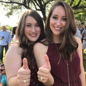 Meet your Posher, Leah